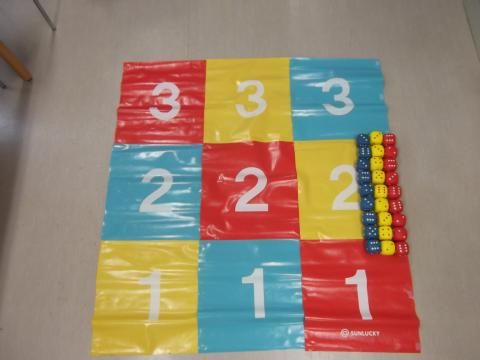 トリコロキューブ（屋内用）